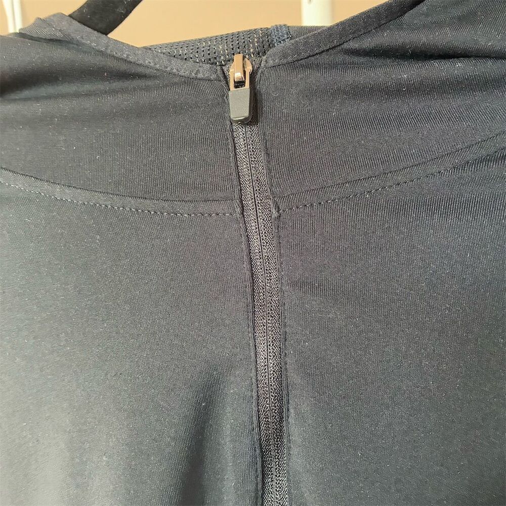 Fabletics Women's Black Half-Zip Hoodie Size L Athletic Activewear - Picture 3 of 8